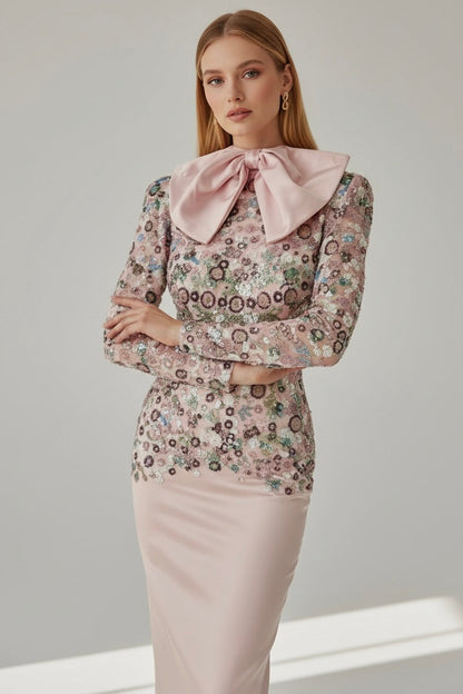 Auréa – Couture Evening Dress with Structured Corset and Satin Bow