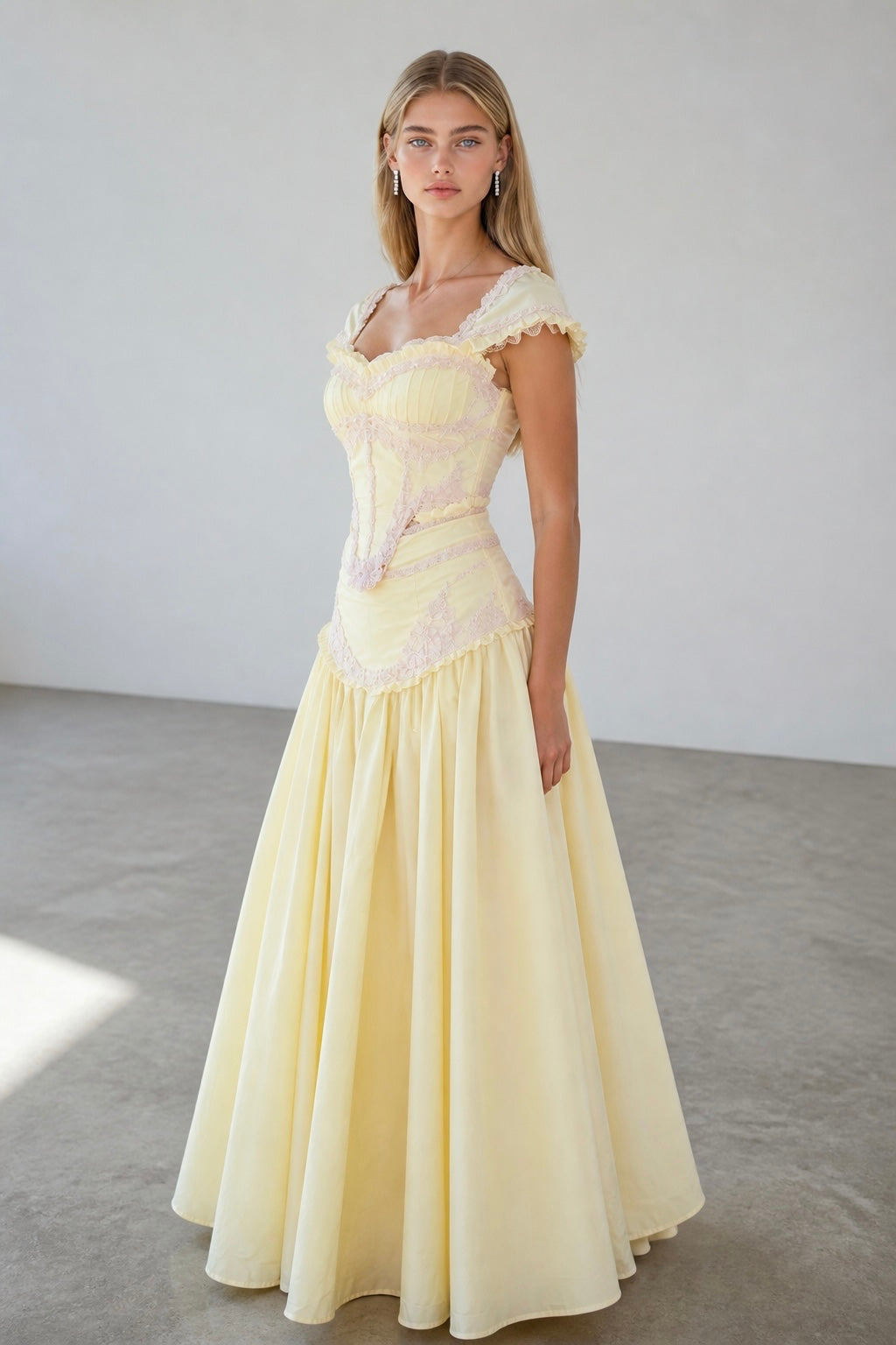 Butterfly Set Corset & Low-Waist Long Skirt